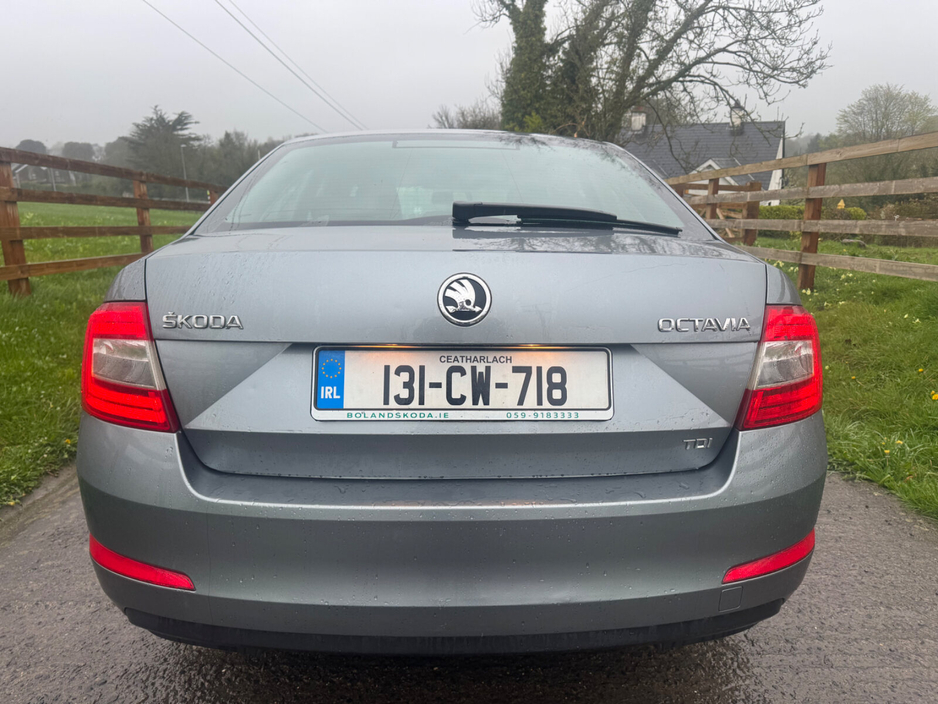 2013 Skoda Octavia - image 7