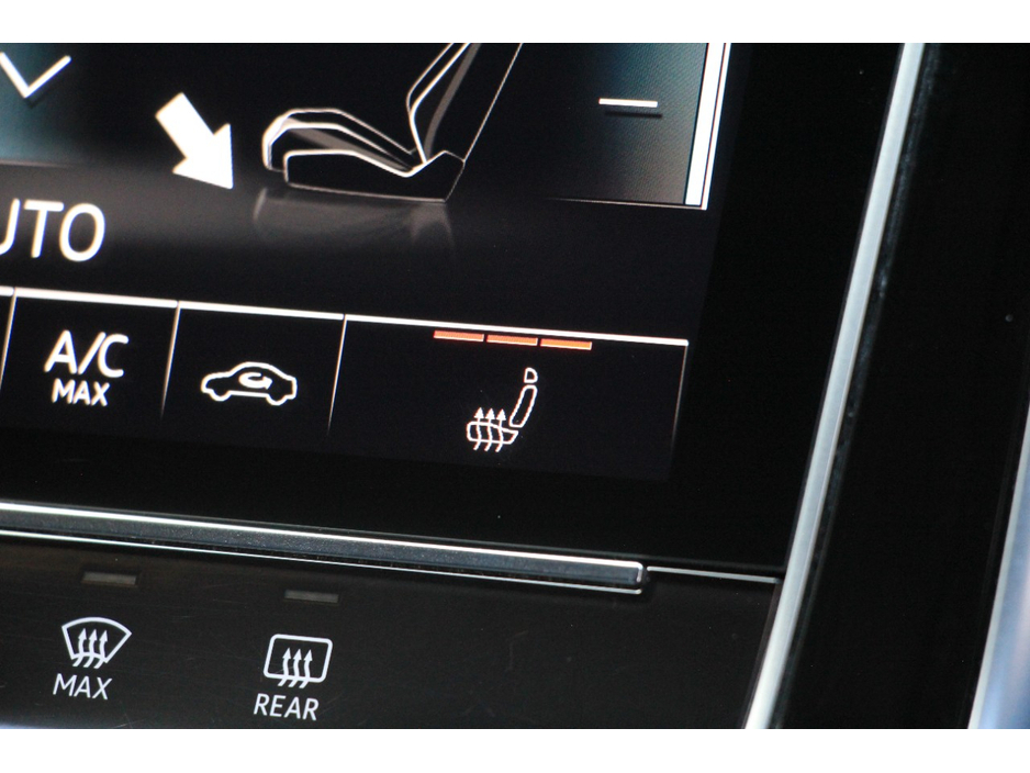 2023 Audi Q8 - image 40