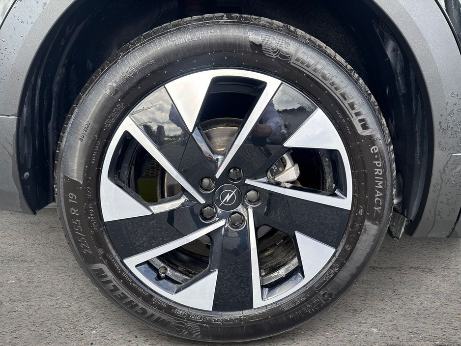 2026 Opel Grandland - image 8