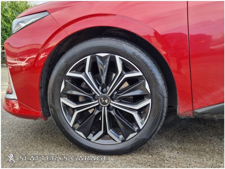 2023 DS Automobiles DS 4 - image 8