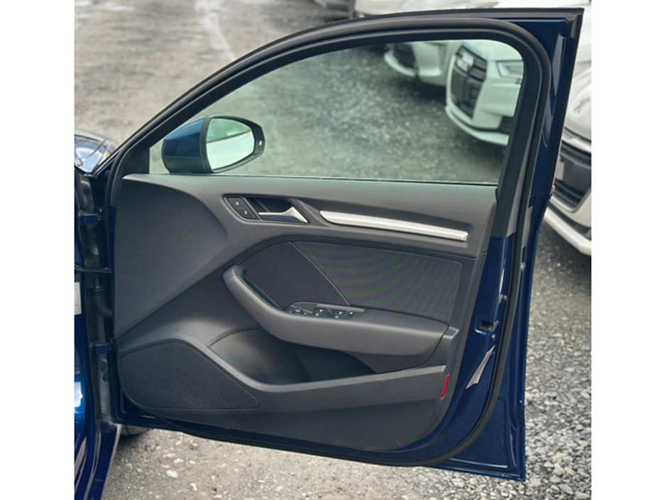 2014 Audi A3 - image 10