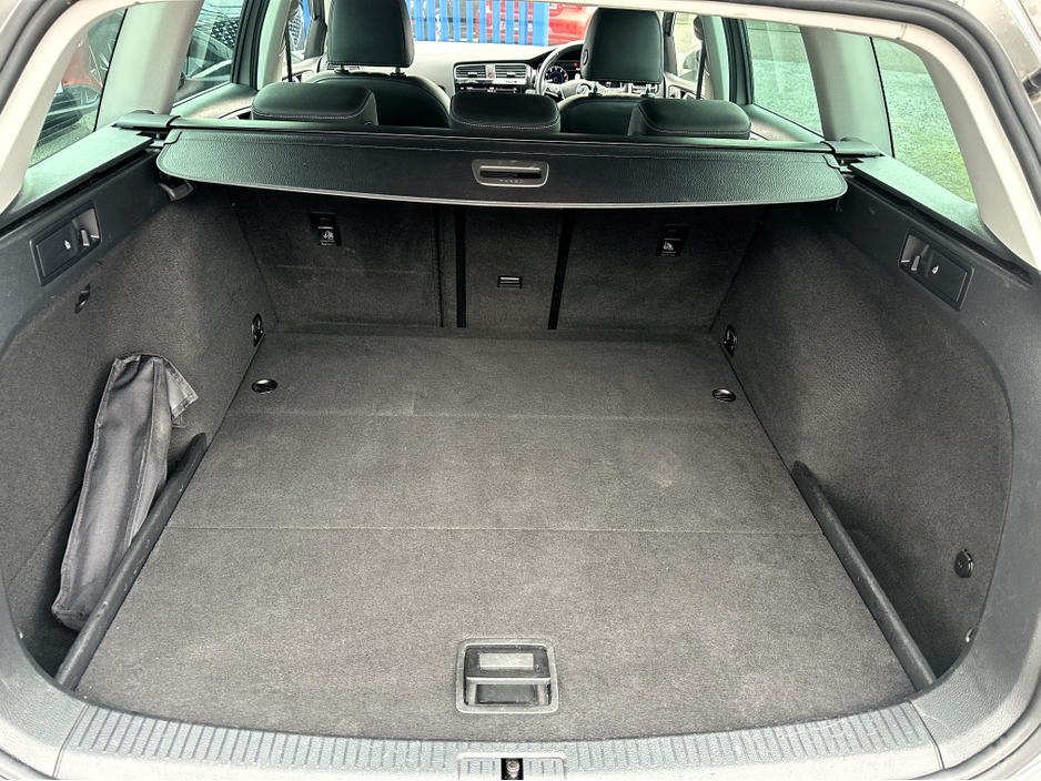 2019 Volkswagen Golf Highline 1.4 TSI DSG €20,700