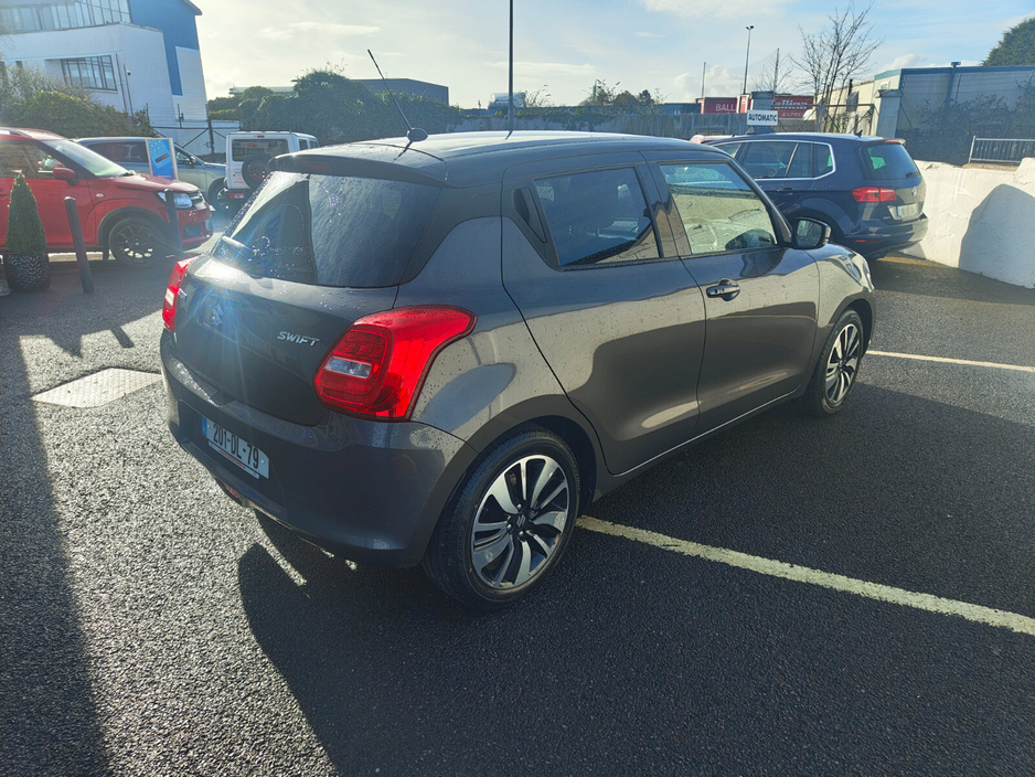 2020 Suzuki Swift - image 8