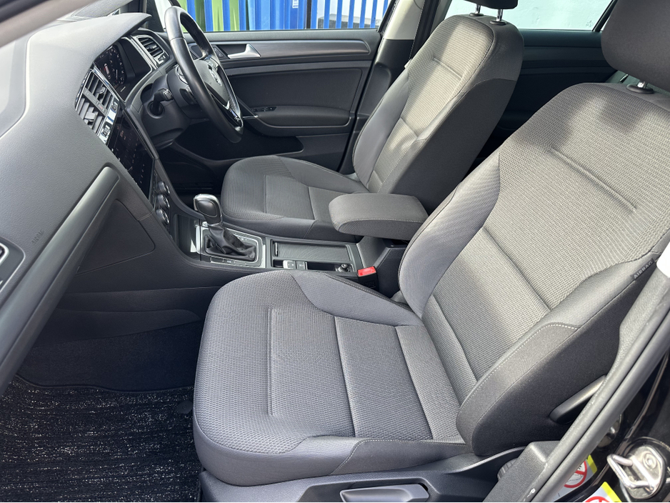 2018 Volkswagen Golf - image 14