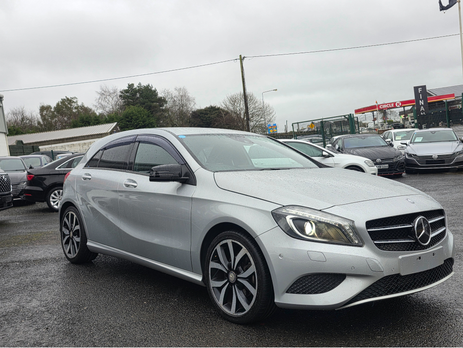 2015 Mercedes-Benz A Class A180  HALF LEATHER HEATED SEATS - REV CAMERA - HI SPEC / SYSTEM LOW ROAD TAX BAND / SIMI DEALER €14,950