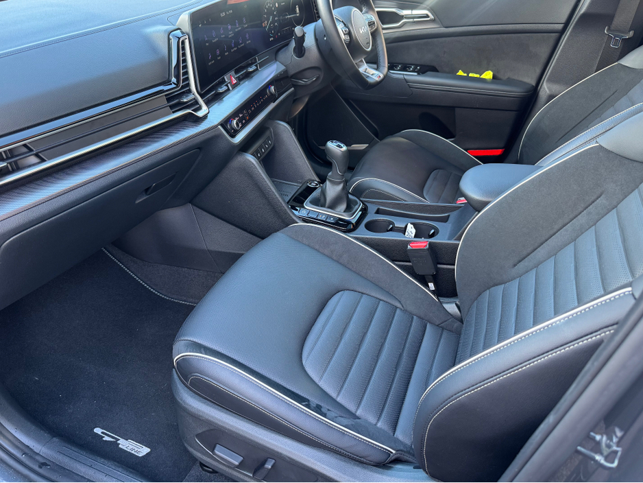 2024 Kia Sportage - image 24