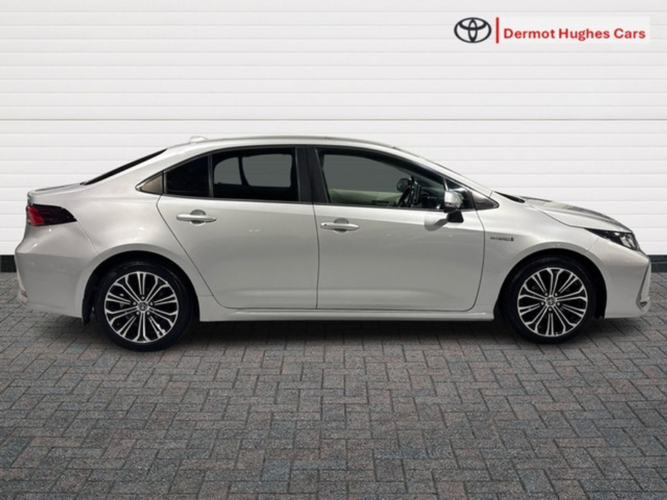 2021 Toyota Corolla HYBRID LUNA SPORT 4DR AUTO €22,950