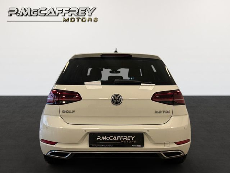 2019 Volkswagen Golf - image 6