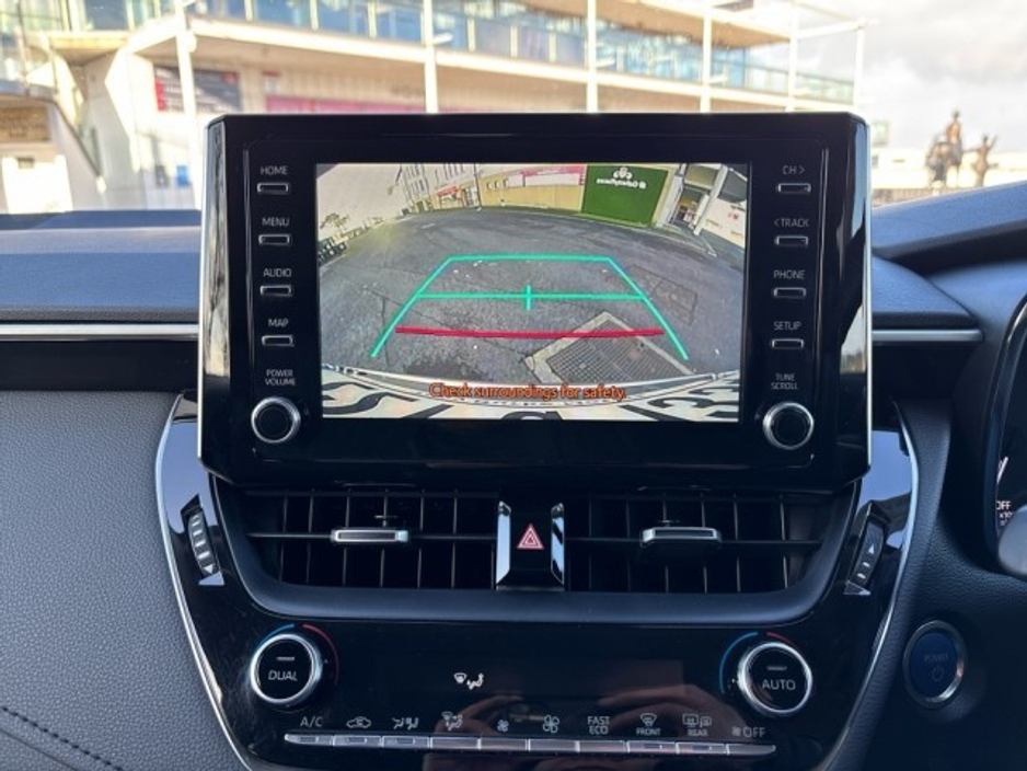 2022 Toyota Corolla - image 12