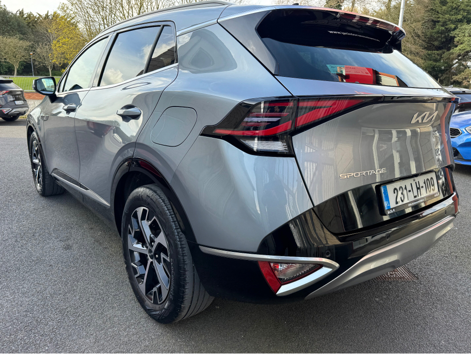 2023 Kia Sportage - image 4