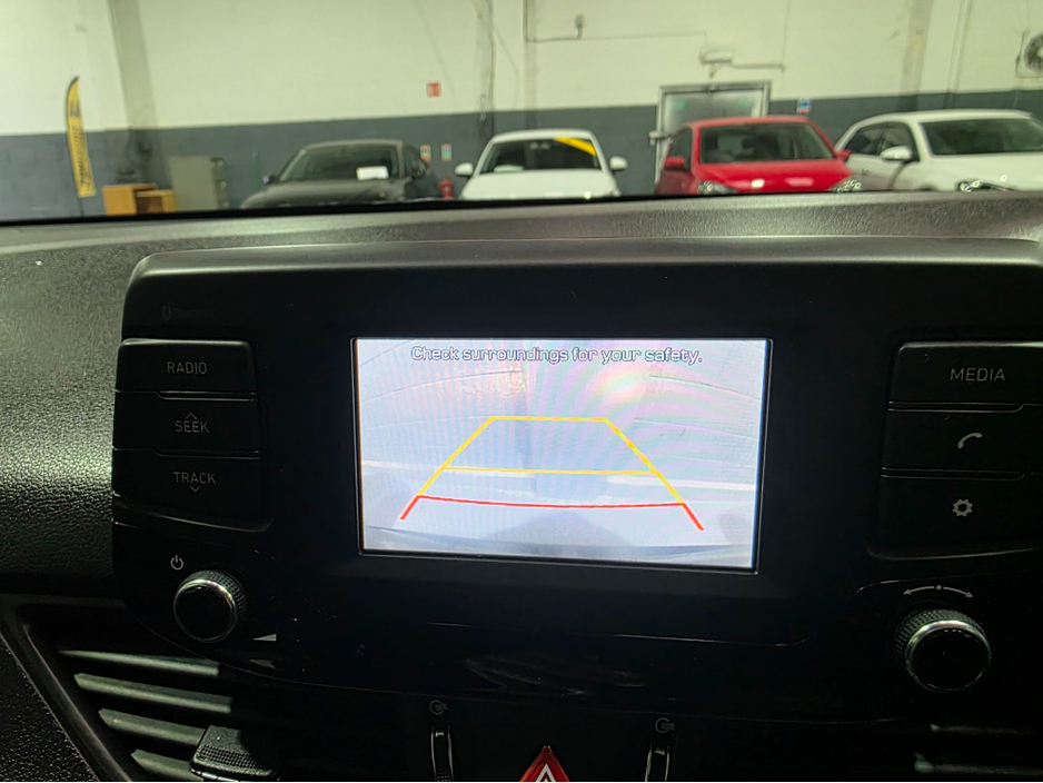 2018 Hyundai i30 - image 10