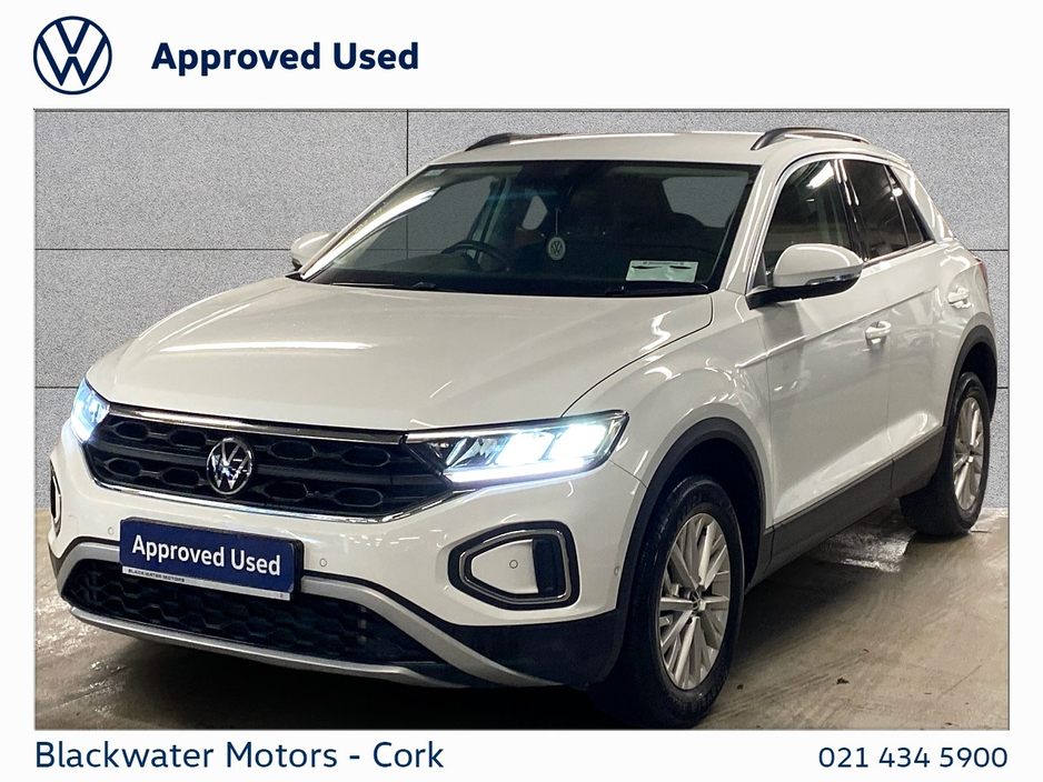 2022 Volkswagen T-Roc - image 12