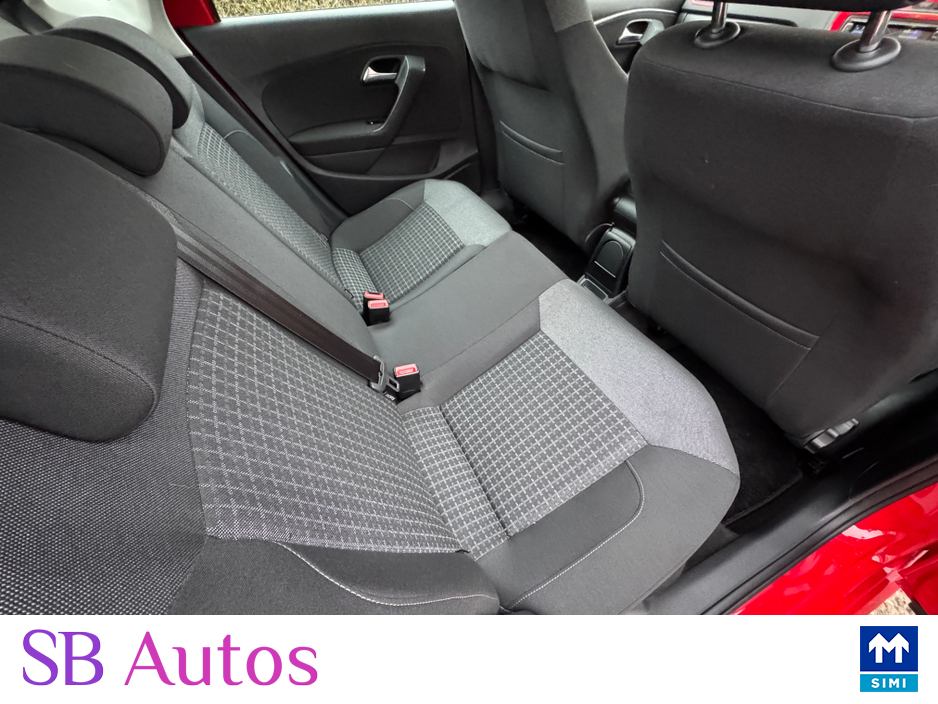 2017 Volkswagen Polo 171 Volkswagen Polo Highline 1.2 Dsg €13,750