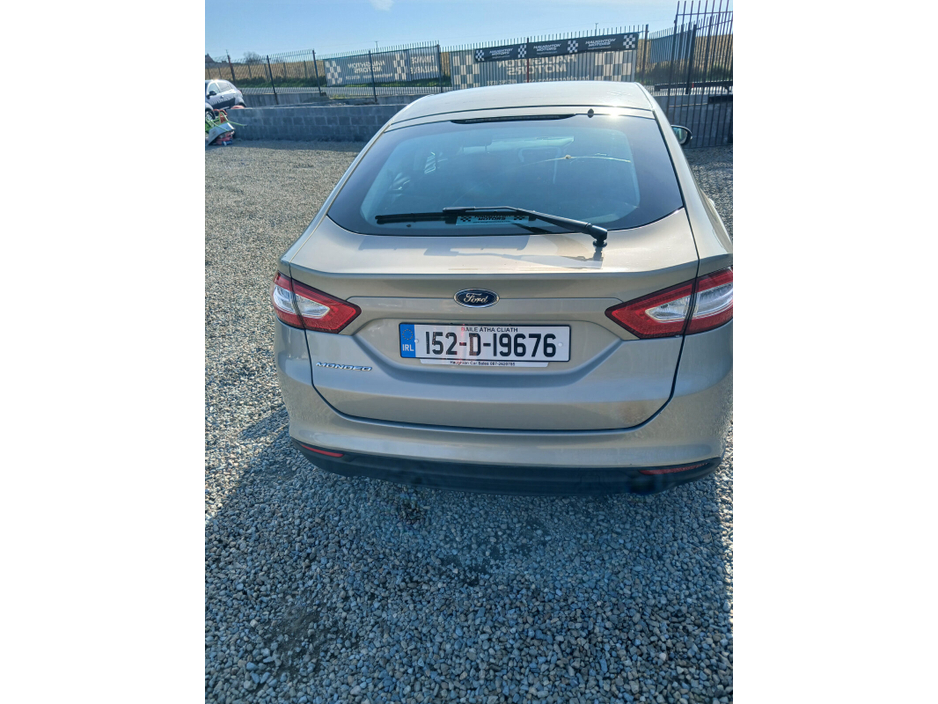 2015 Ford Mondeo - image 8