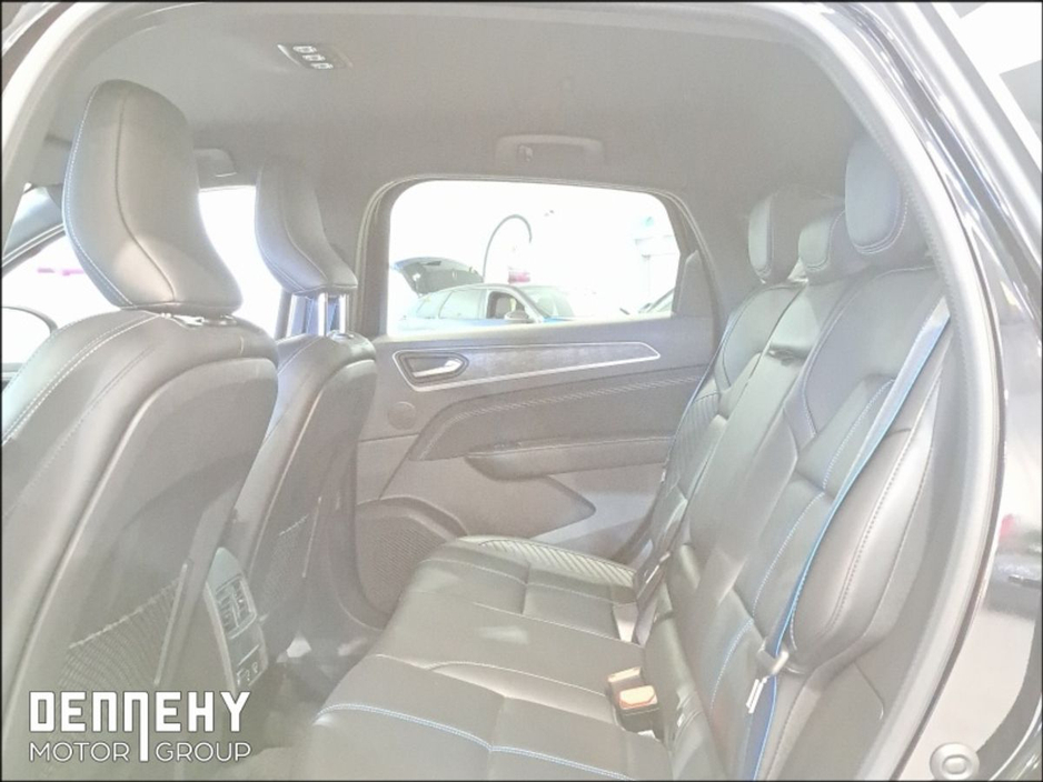 2025 Renault Arkana - image 13