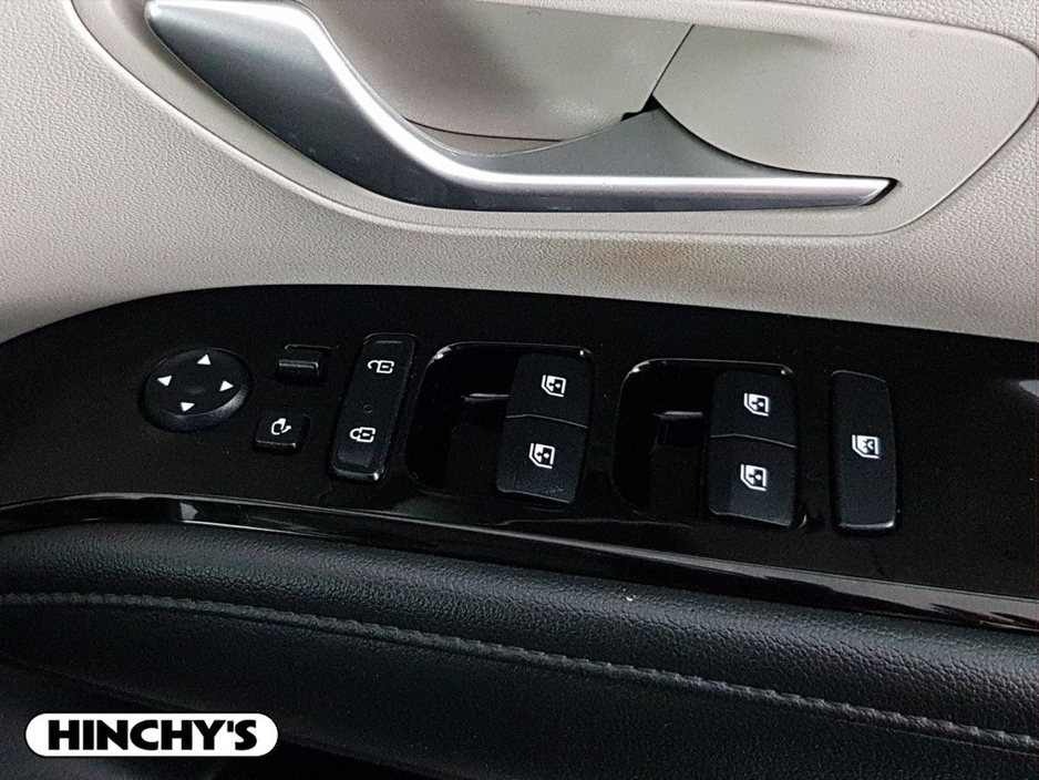 2022 Hyundai Tucson - image 20