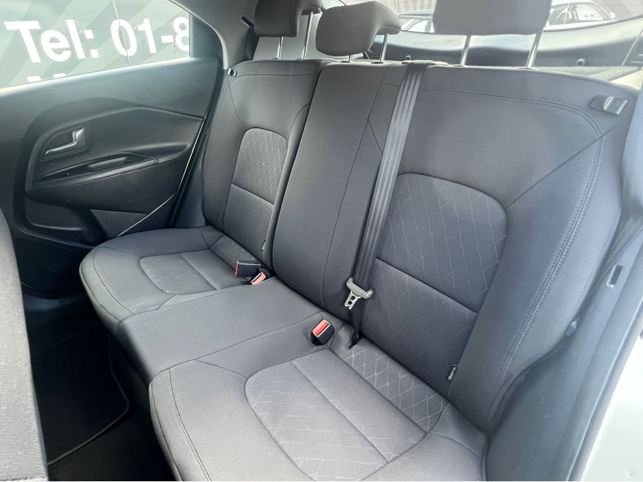 2015 Kia Rio - image 12