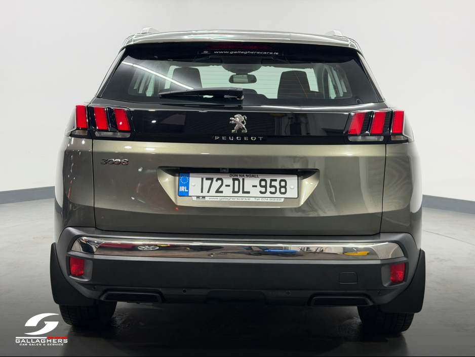 2017 Peugeot 3008 - image 8