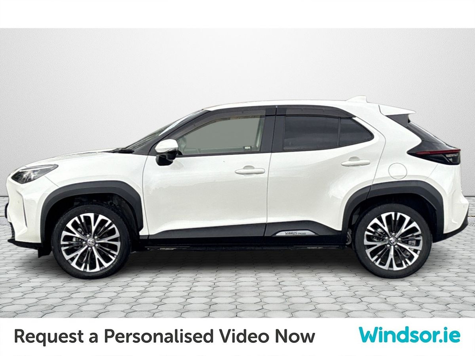 2020 Toyota Yaris Cross - image 5