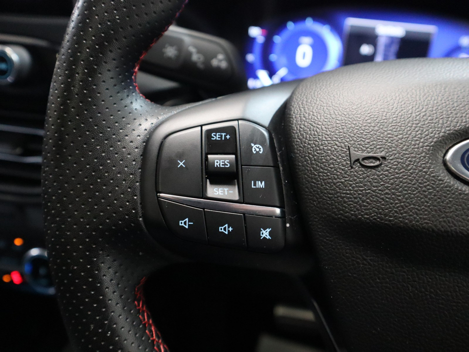 2024 Ford Kuga - image 15