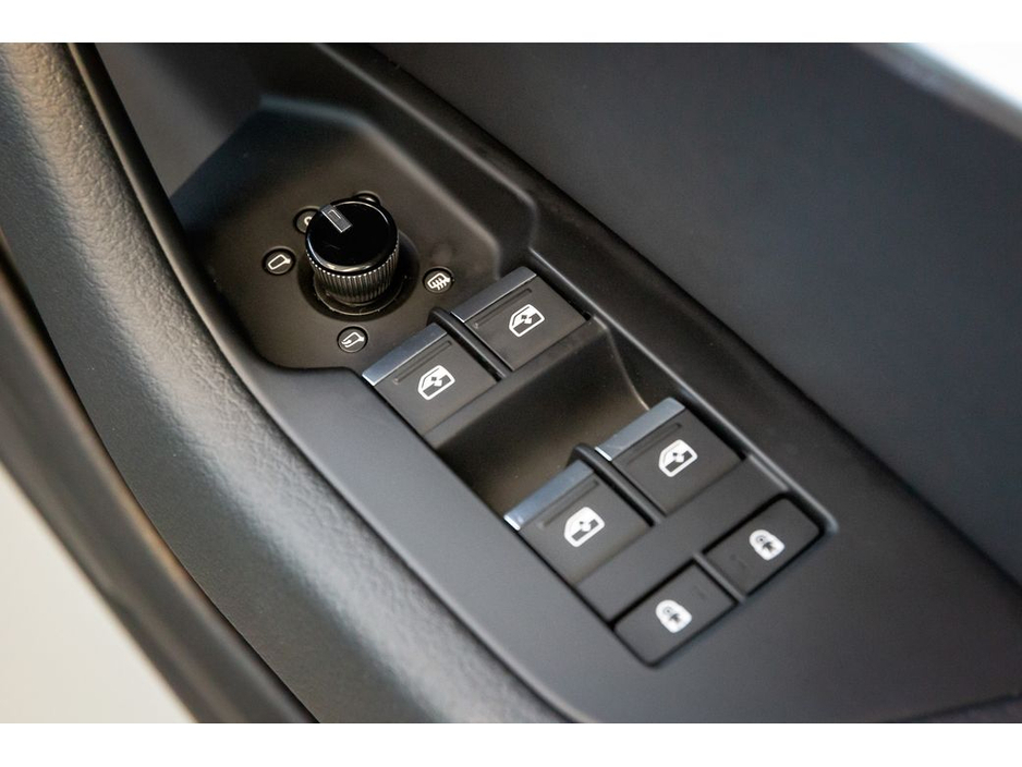 2022 Audi A6 - image 36