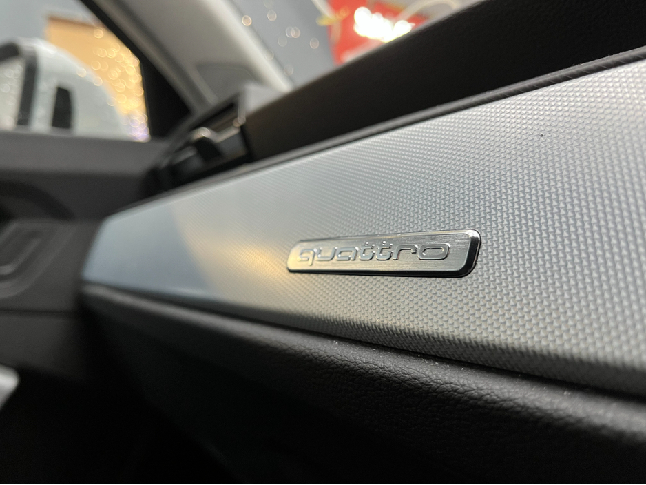 2020 Audi Q3 €30950! 2020 AUDI Q3 35TDI QUATTRO ADVANCED 2.0 AUTOMATIC / CRUISE CONTROL / 360° PARKING CAMERA / ELECTRIC HEATED SEATS / PADDLE SHIFTERS / APPLE CARPLAY €30,950