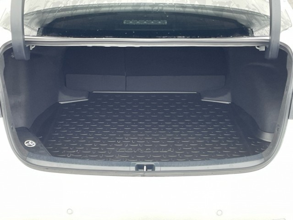 2024 Toyota Corolla Saloon - Top Spec SOL Edition - 1.8 Hybrid - Automatic - 1 Owner - 1 Free Service @ 45,000km // Remote Central Locking // Front Electric Windows // Rear Electric Windows // Electric Mirrors // Heated €33,699