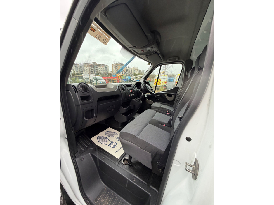 2015 Renault Master  €8,950