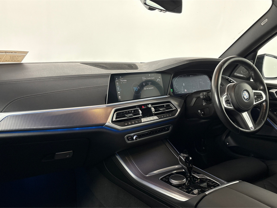 2023 BMW X5 - image 32