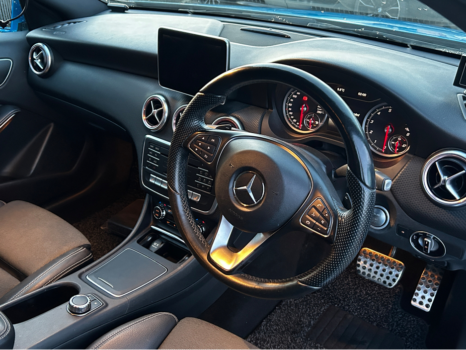 2016 Mercedes-Benz A Class Urban sport automatic 1.6 €16,995