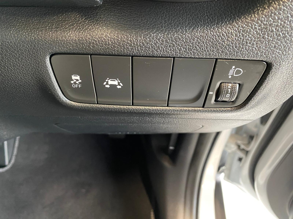 2019 Hyundai Kona - image 16