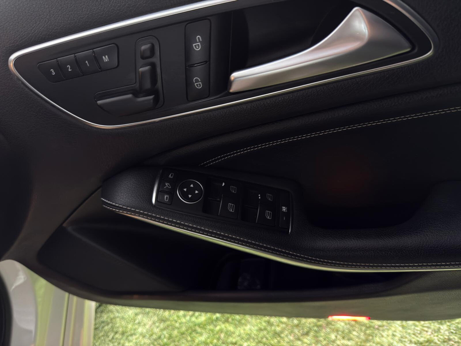 2013 Mercedes-Benz A Class - image 20