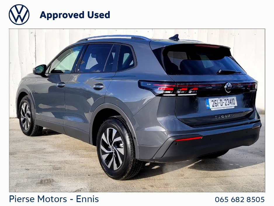 2026 Volkswagen Tiguan - image 3