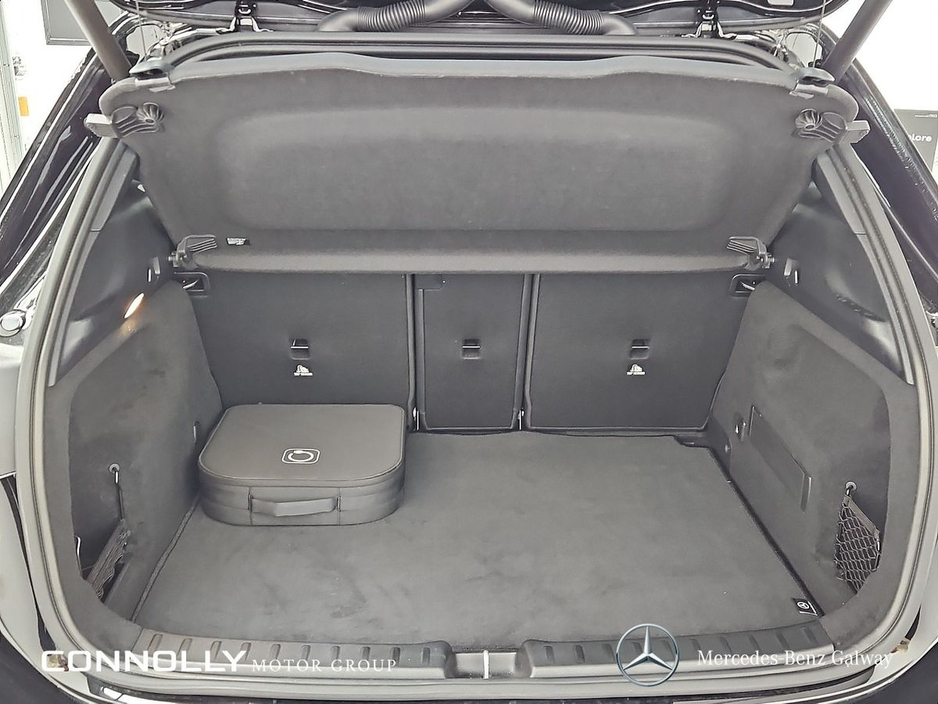 2025 Mercedes-Benz GLA Class - image 8