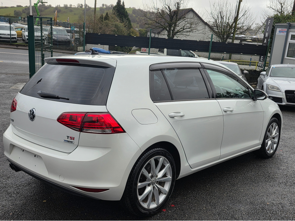 2016 Volkswagen Golf 1.4 TSI HIGHLINE EDITION PRIVACY GLASS REVERSE CAMERA - SIMI DEALER - LOW ROAD TAX BAND €15,750