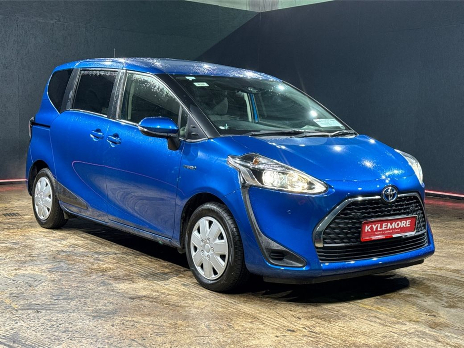 2019 Toyota Sienta - image 9