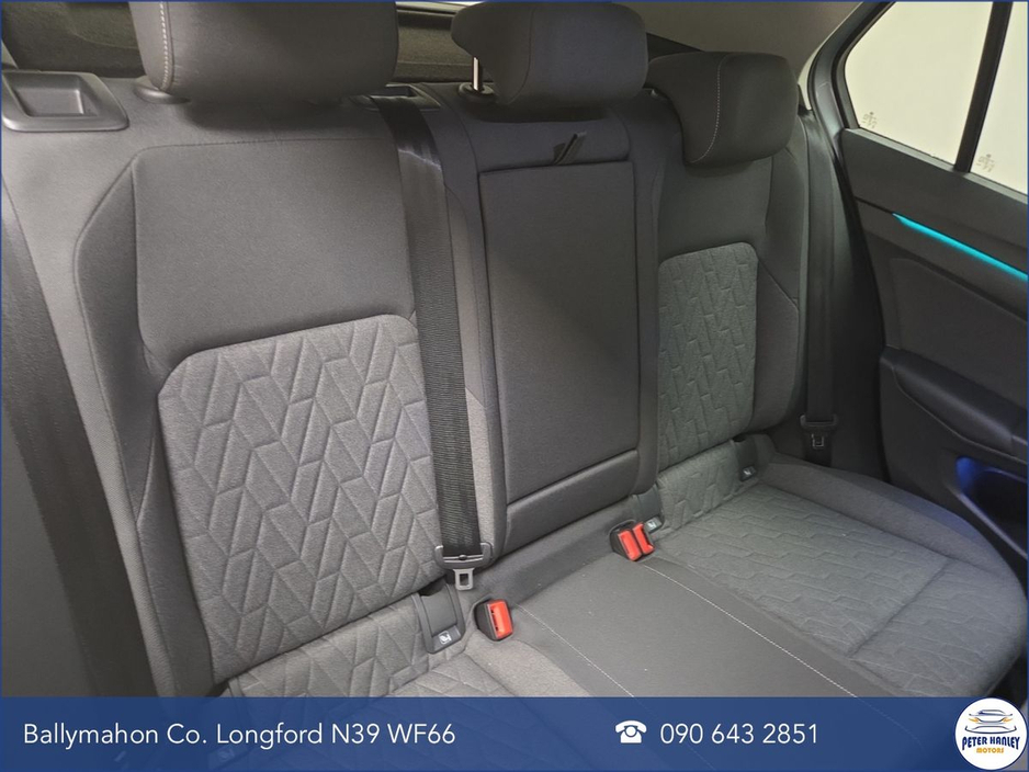 2025 Volkswagen Golf - image 21