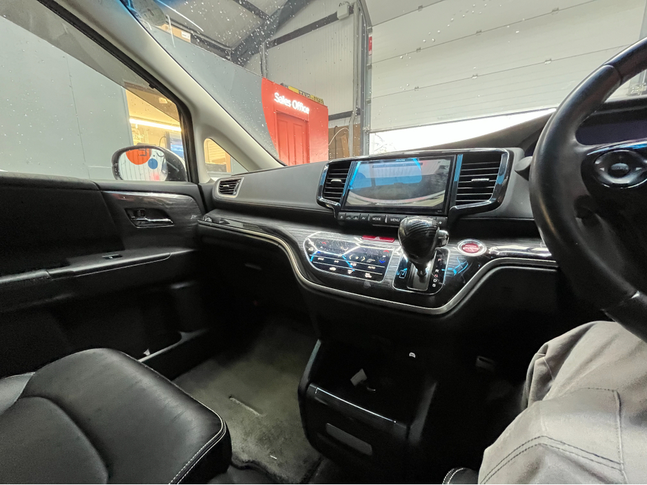 2017 Honda Odyssey €21950 2017 HONDA ODYSSEY 2.0 AUTOMATIC / CRUISE CONTROL / 360° CAMERA / AUTOMATIC DOORS / ELECTRIC HEATED SEATS AND MORE €21,950