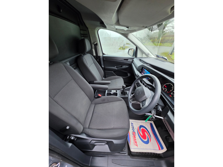 2023 Volkswagen Caddy  €16,750