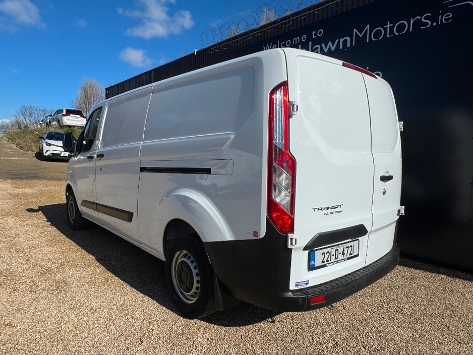 2022 Ford Transit Custom - image 6