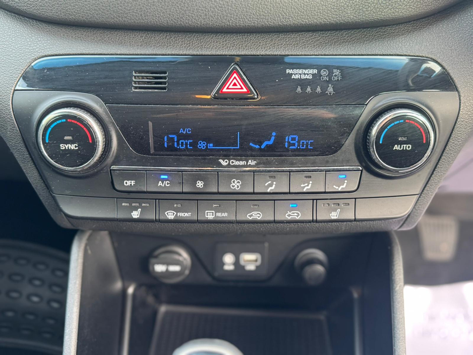 2017 Hyundai Tucson - image 24