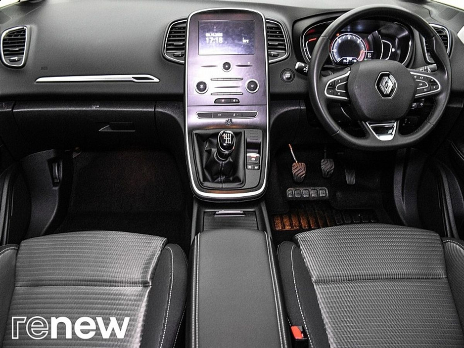 2021 Renault Grand Scenic 1.75 Blue dCi 120 Iconic €22,490