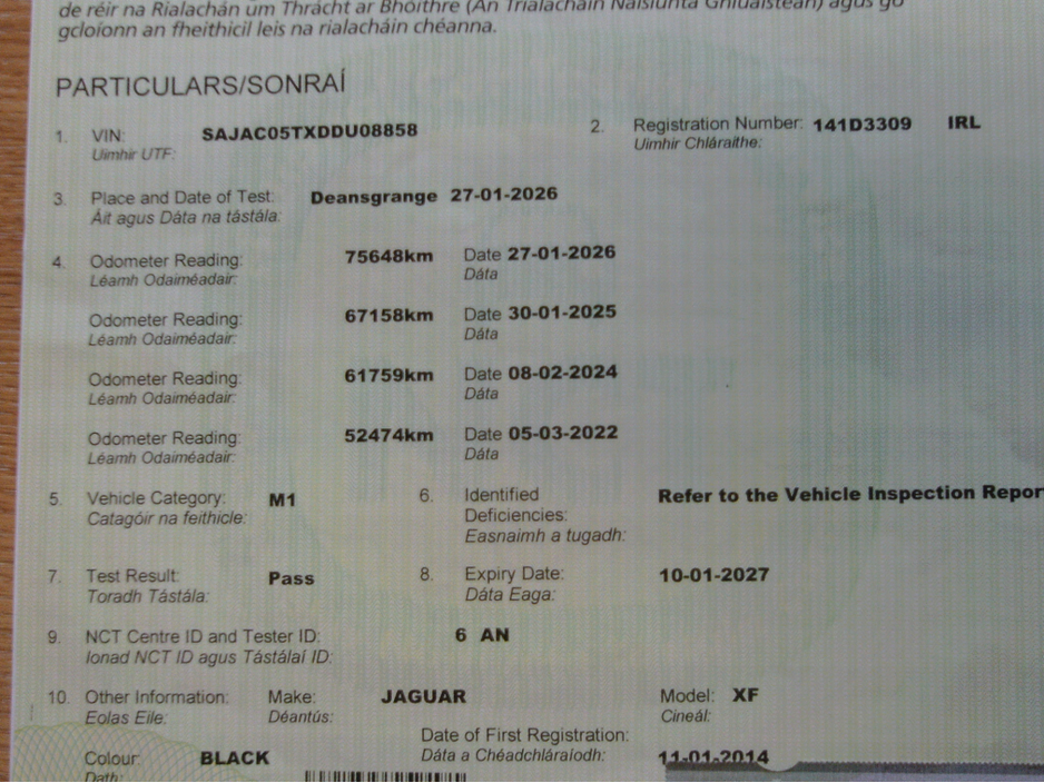 2014 Jaguar XF - image 4