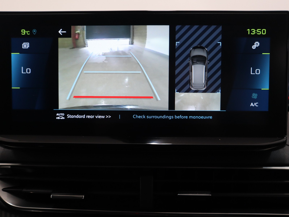 2022 Peugeot 3008 - image 16