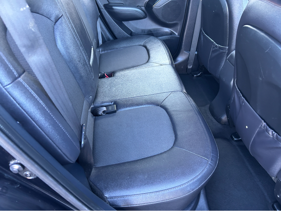 2015 Hyundai ix35 - image 6