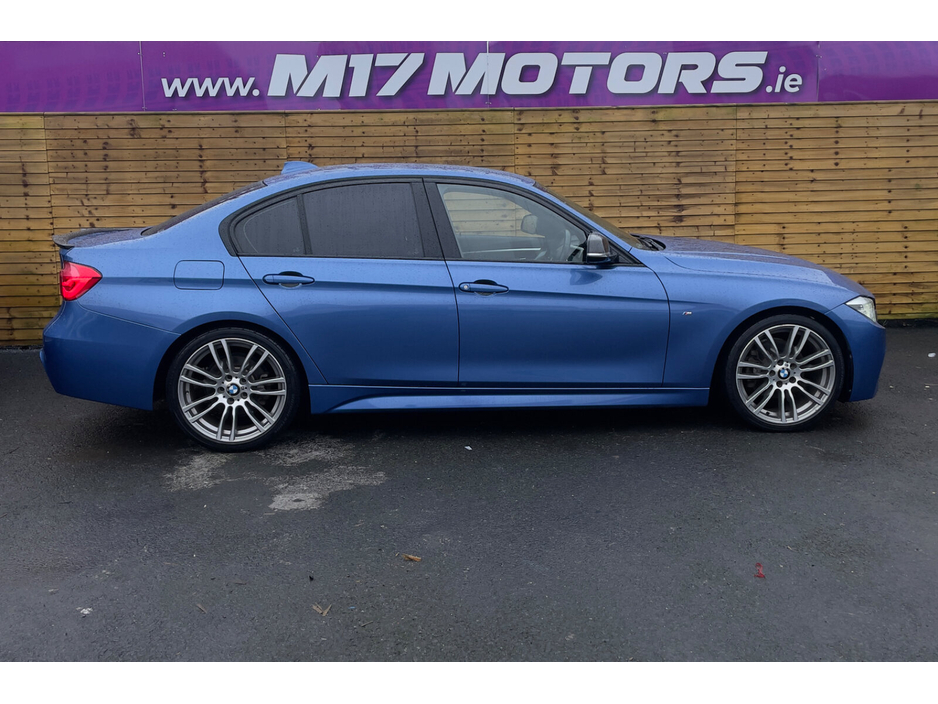 2016 BMW 3 Series - image 3