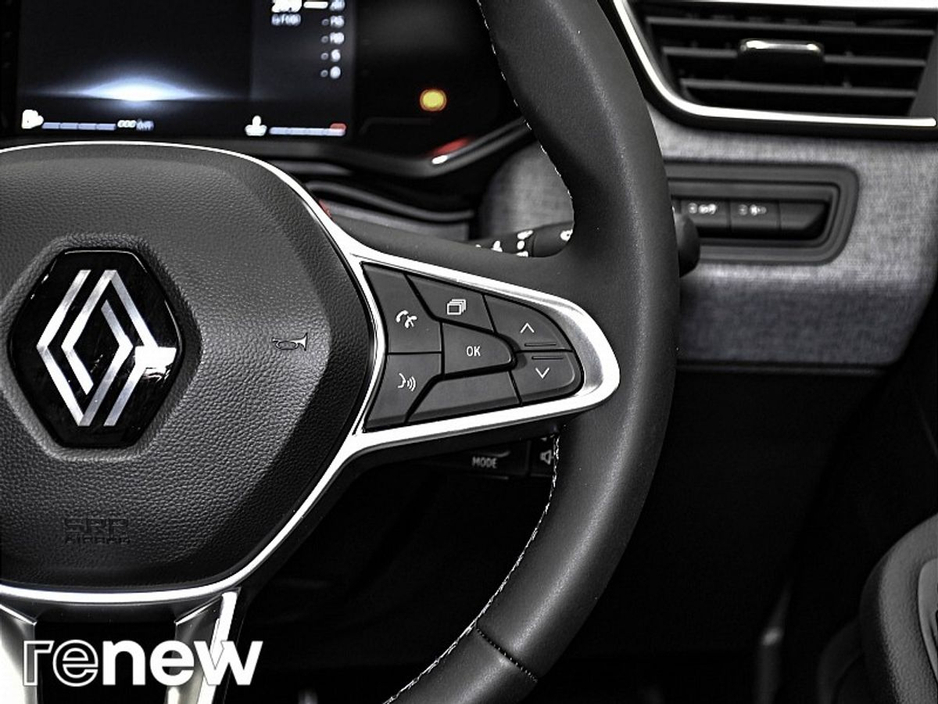 2025 Renault Clio - image 20