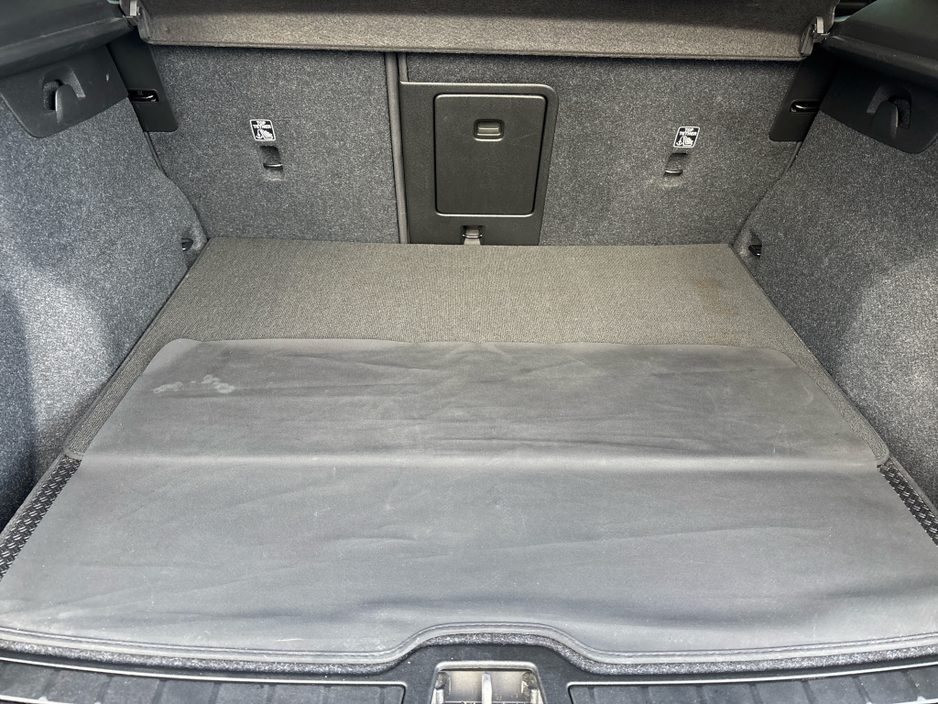 2018 Volvo XC40 - image 10