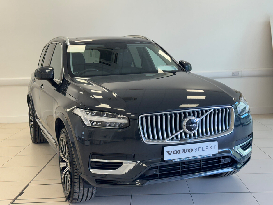 2022 Volvo XC90 PHEV T8 (390hp) Inscription AWD €57,950