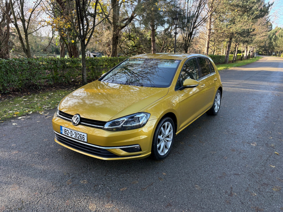 2018 Volkswagen Golf - image 2